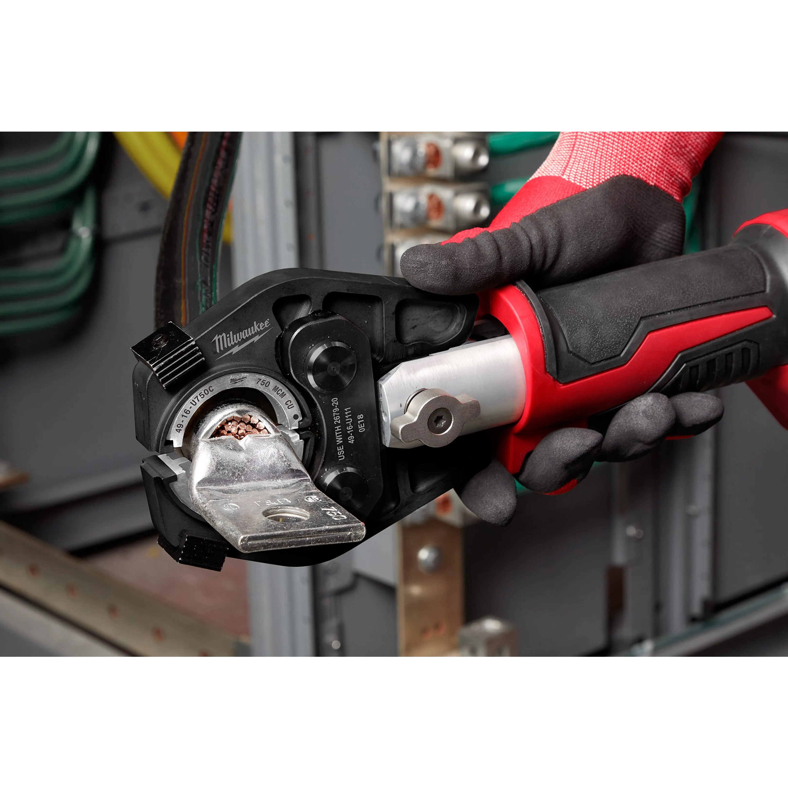 M18™  FORCE LOGIC™ 600 MCM Crimper