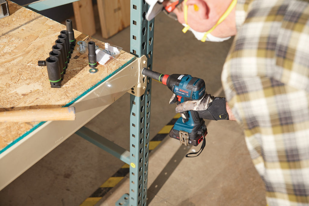 Bosch GDX18V-1800B12 18V Two-In-One 1/4 In. and 1/2 In. Bit/Socket Impact Driver/Wrench Kit with 2 Ah Standard Power Battery