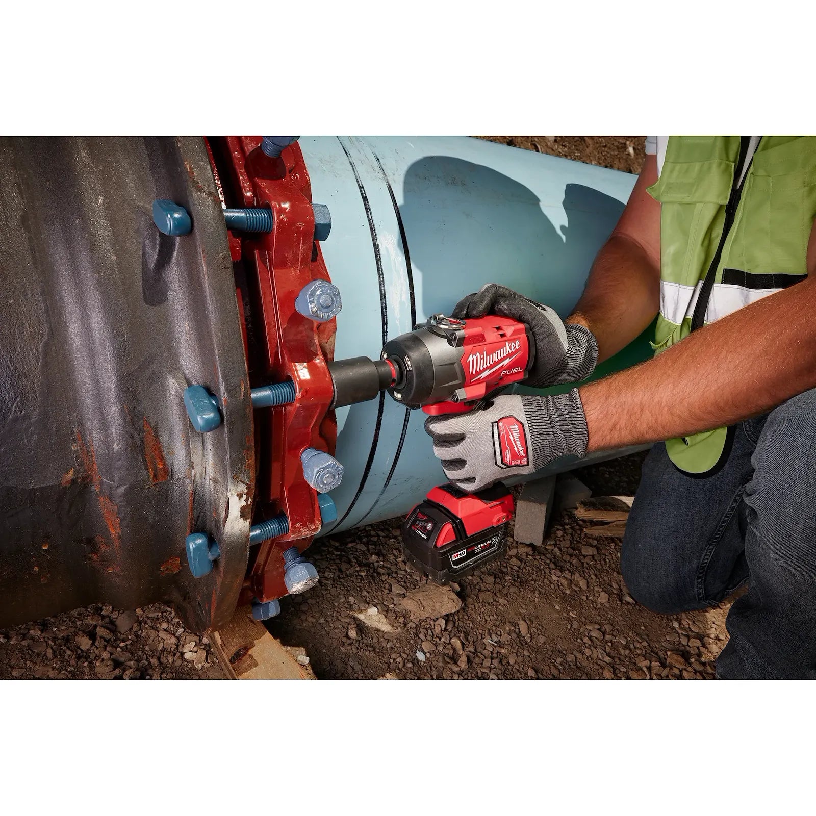 M18 FUEL™ 1/2" High Torque Impact Wrench w/ Pin Detent