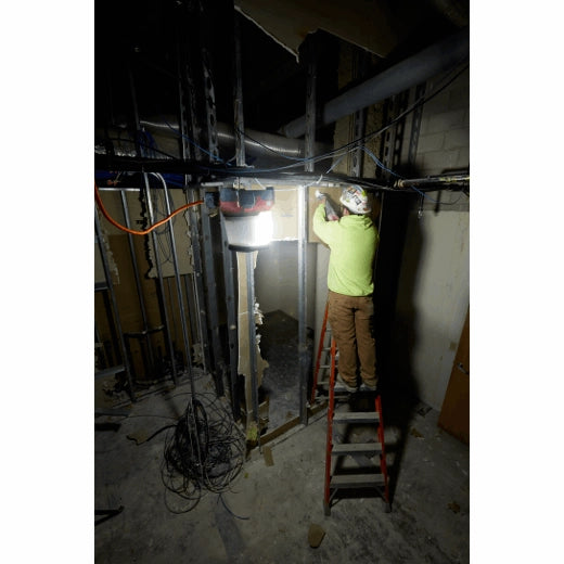 M18™ RADIUS™ Compact Site Light