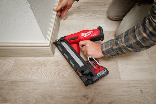 M18 FUEL™ 15 Gauge Finish Nailer