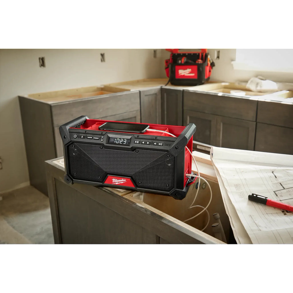 Milwaukee M18 Bluetooth Jobsite Radio | 2952-20