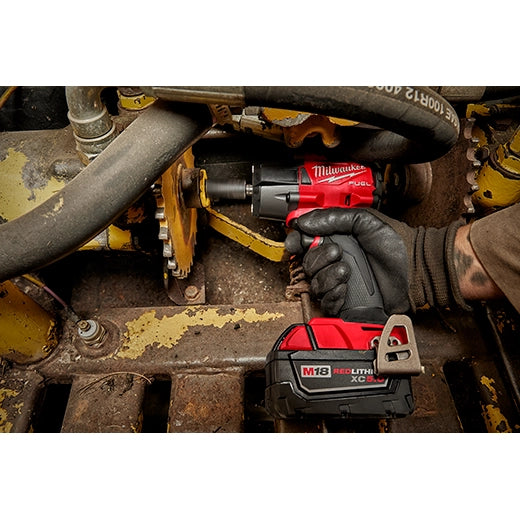 M18 FUEL™ 1/2" Mid-Torque Impact Wrench
