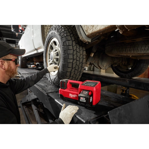 M18™ 18V Cordless Tire Inflator