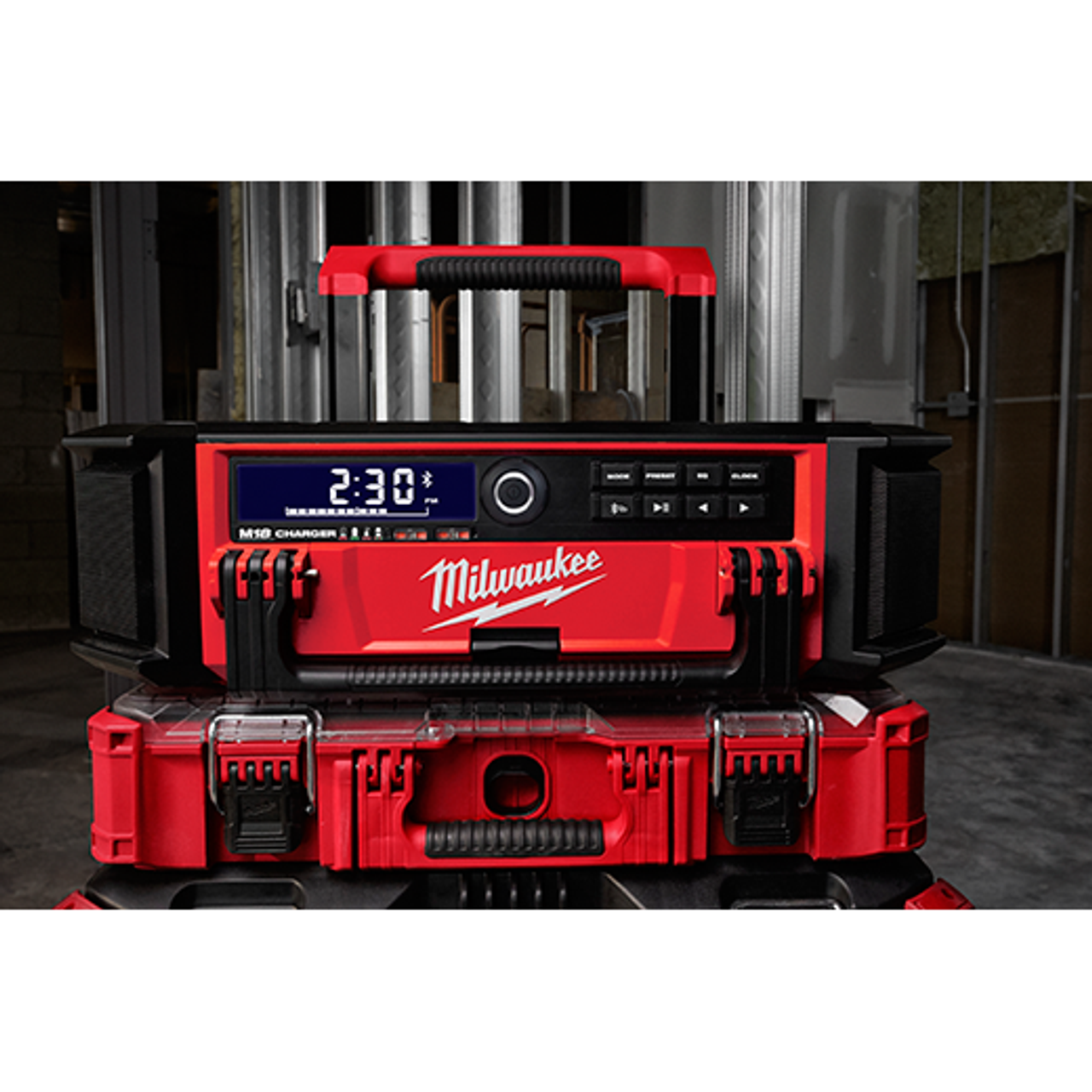 M18™ Jobsite Radio + Charger w/ PACKOUT™ Compatibility
