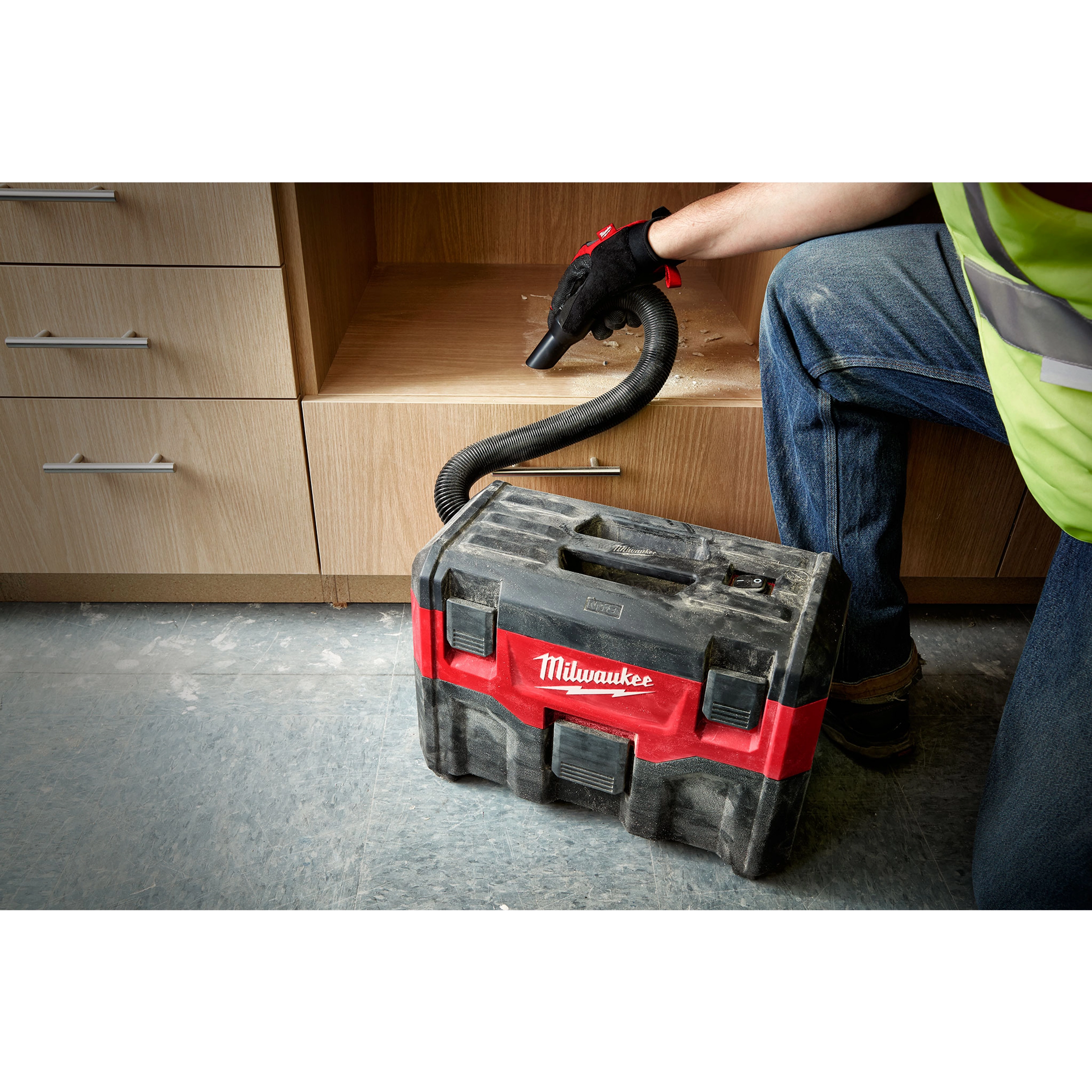 1-1/4” x 2’ to 6’ Expandable Hose