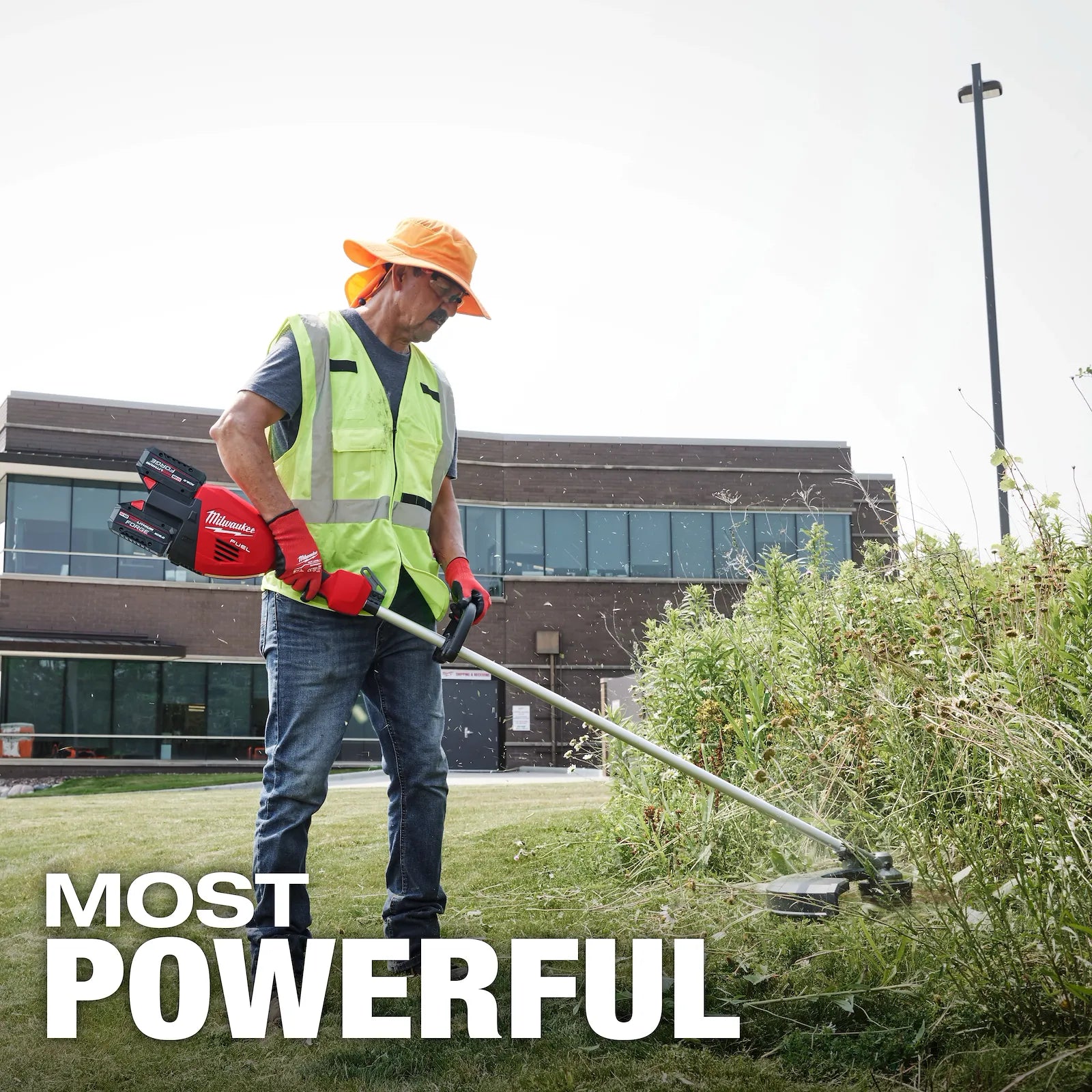 M18 FUEL™ 17” Dual Battery String Trimmer