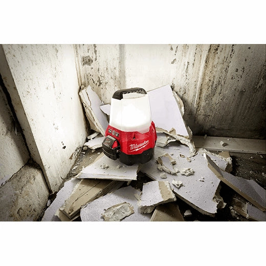 M18™ RADIUS™ Compact Site Light w/Flood Mode