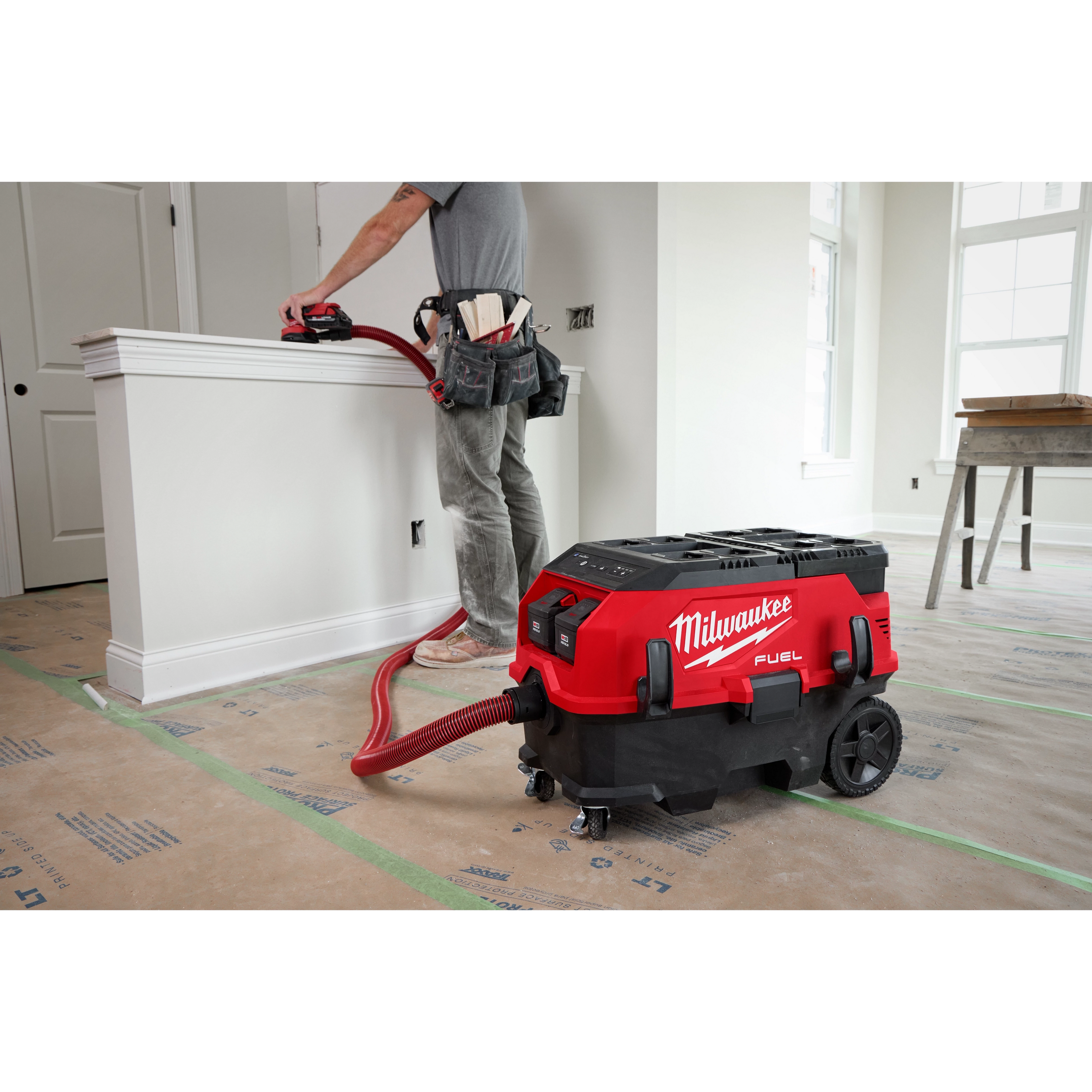 M18 FUEL™ 9 Gallon Dual Battery Dust Extractor w/ PACKOUT™ Compatibility and VACLINK™