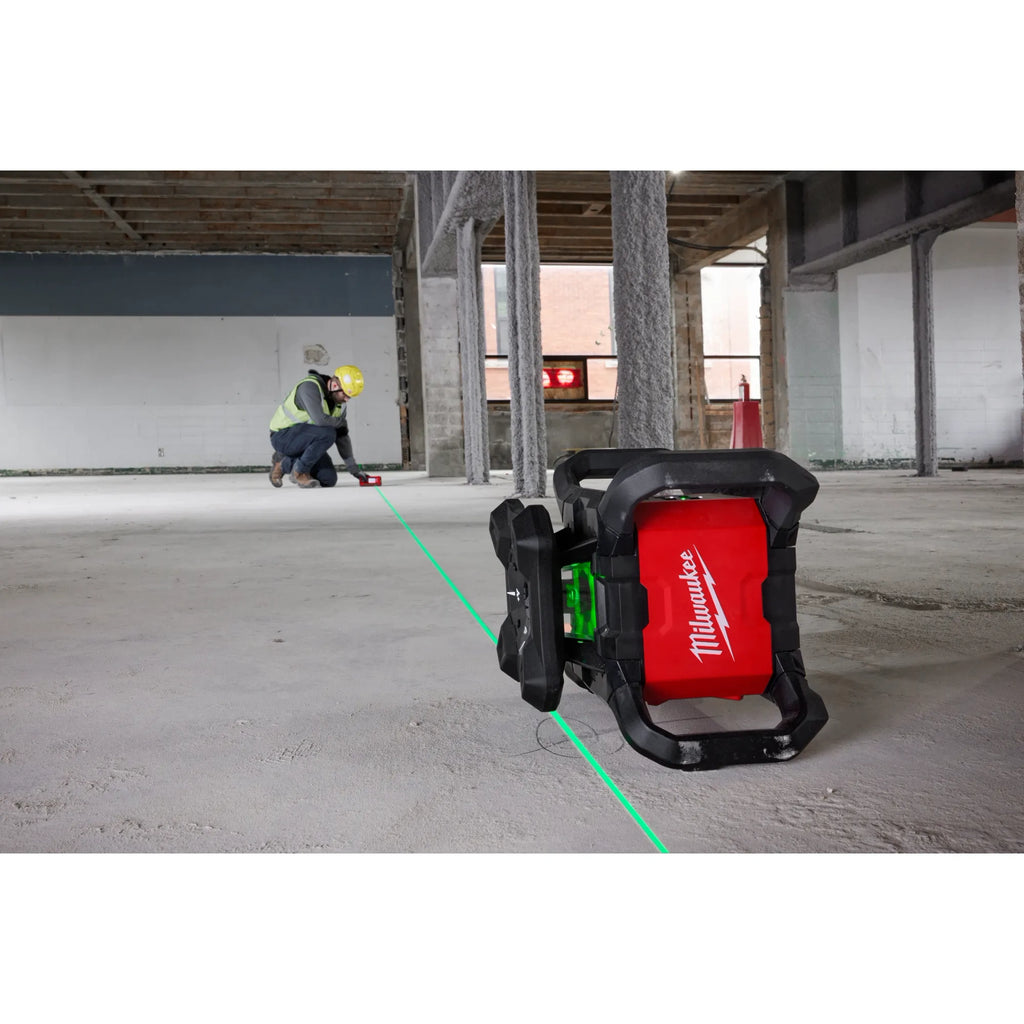 Milwaukee M18 Green Interior Rotary Laser Level Kit with  Remote/Receiver & Wall Mount Bracket | 3702-21