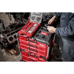 Milwaukee 47-Piece 1/2" Drive SAE & Metric Ratchet & Socket Set PACKOUT Trays | 48-22-9487T