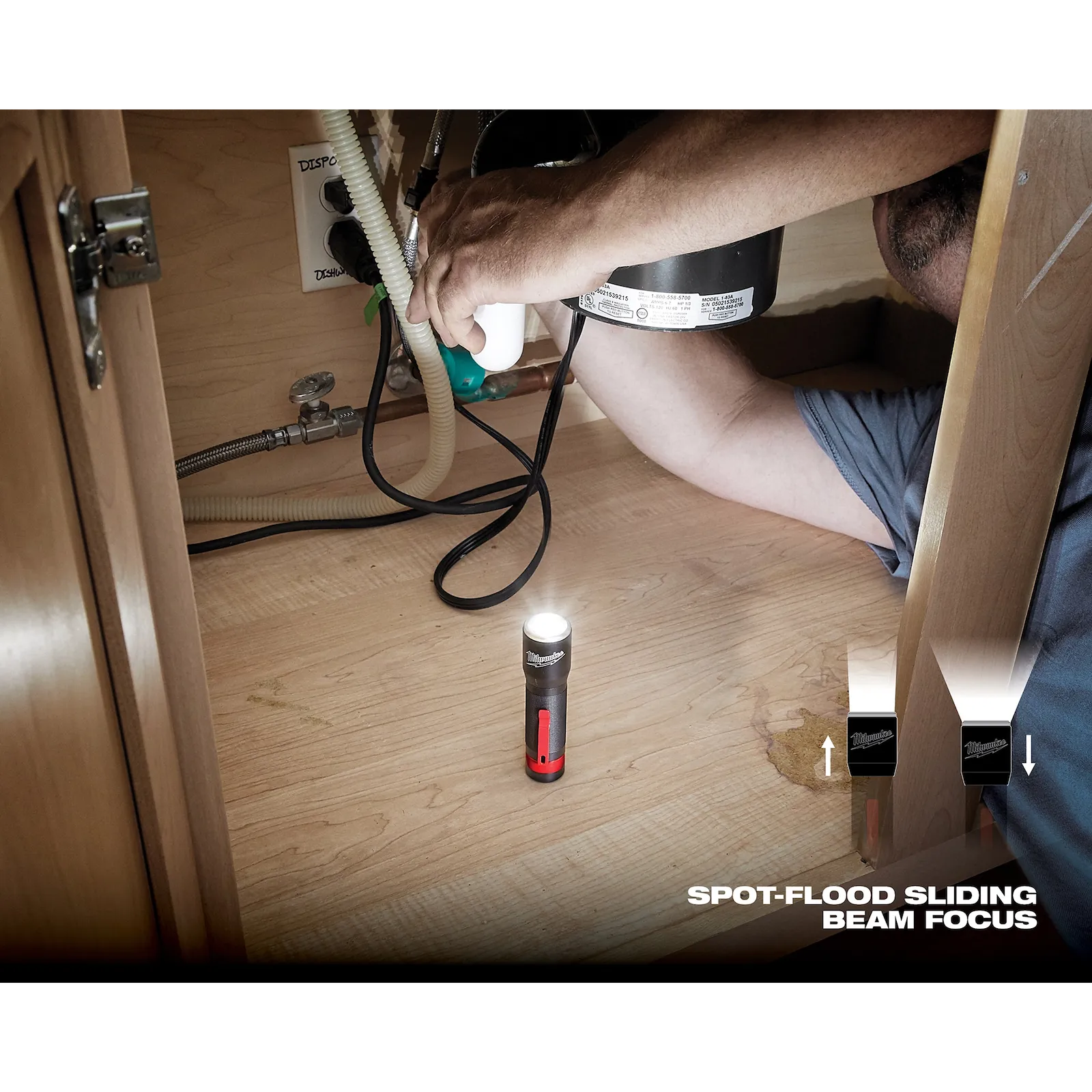 325L Focusing Flashlight