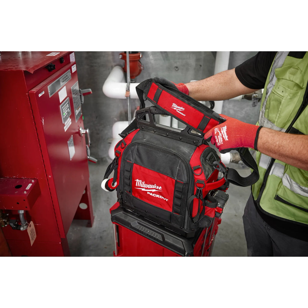 Milwaukee PACKOUT 15" Structured Tool Bag | 48-22-8316