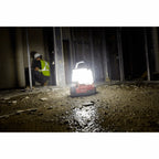 M18™ RADIUS™ Compact Site Light