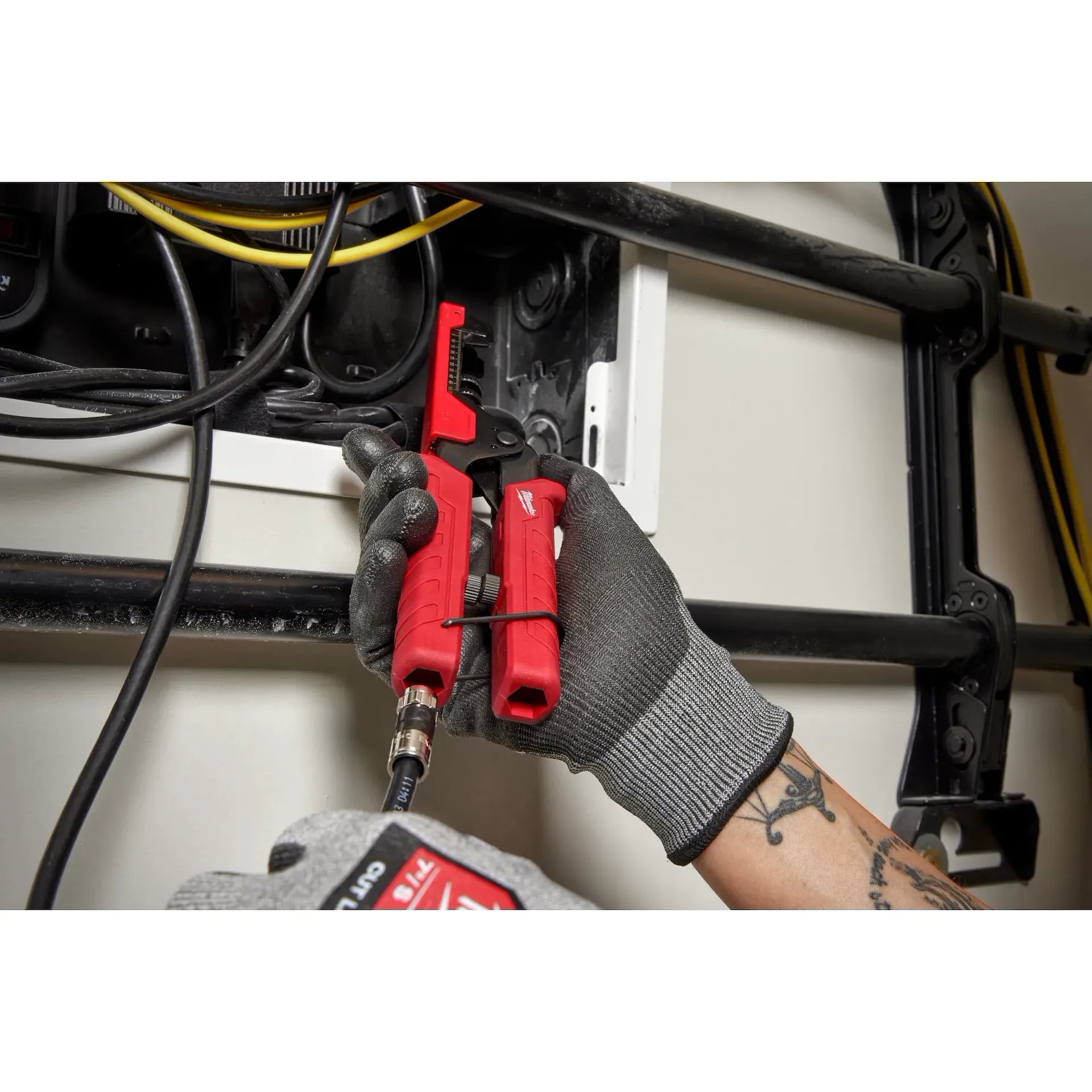 Extended Reach Compression Coax Crimper