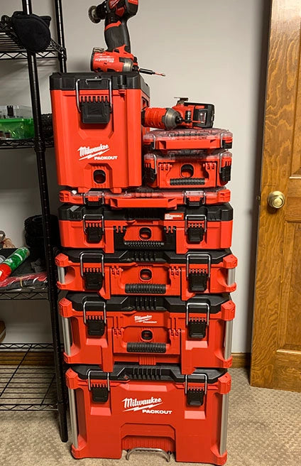 Milwaukee PACKOUT Compact Tool Box | 48-22-8422