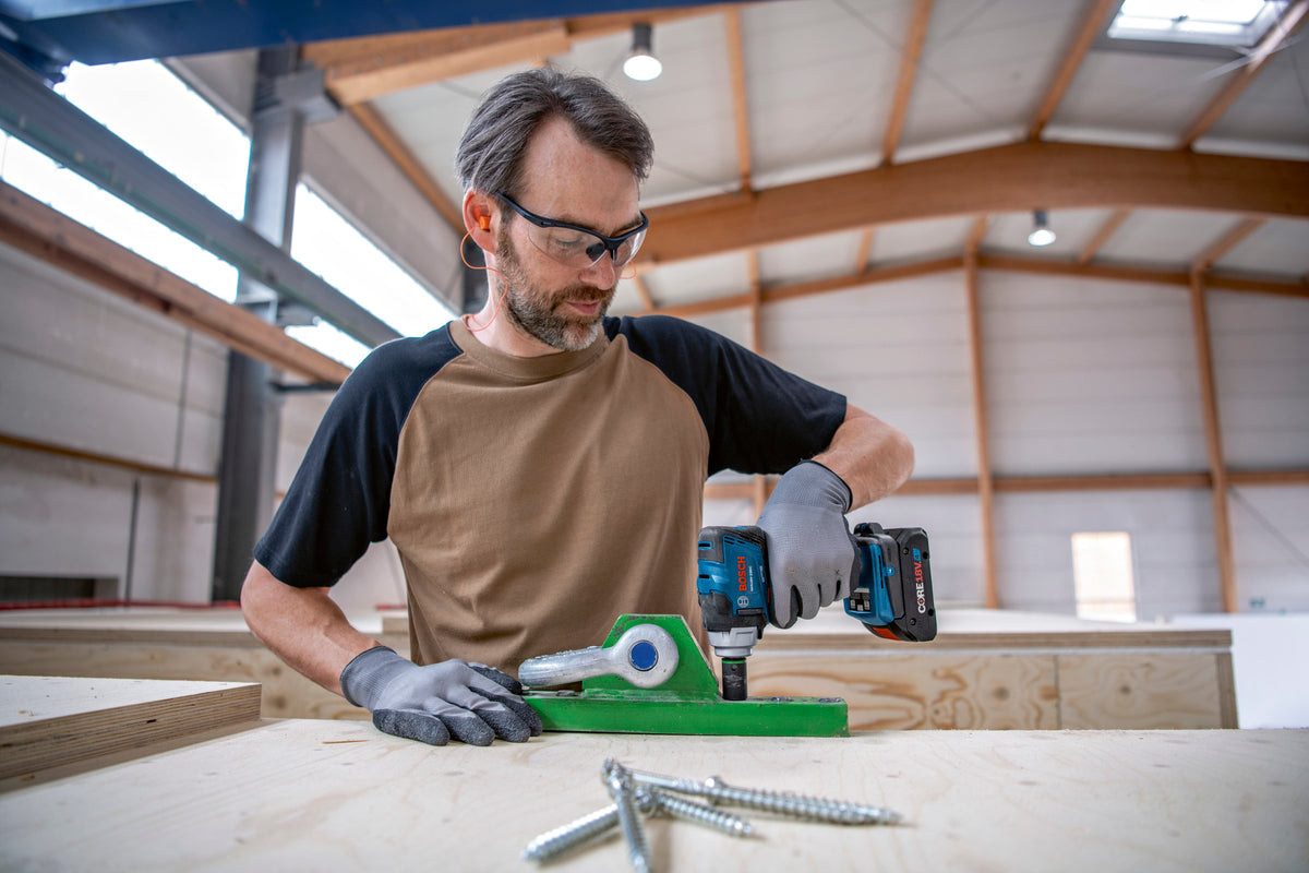 Bosch GDS18V-230CN 18V 3/8 In. Impact Wrench with Friction Ring (Tool Only)