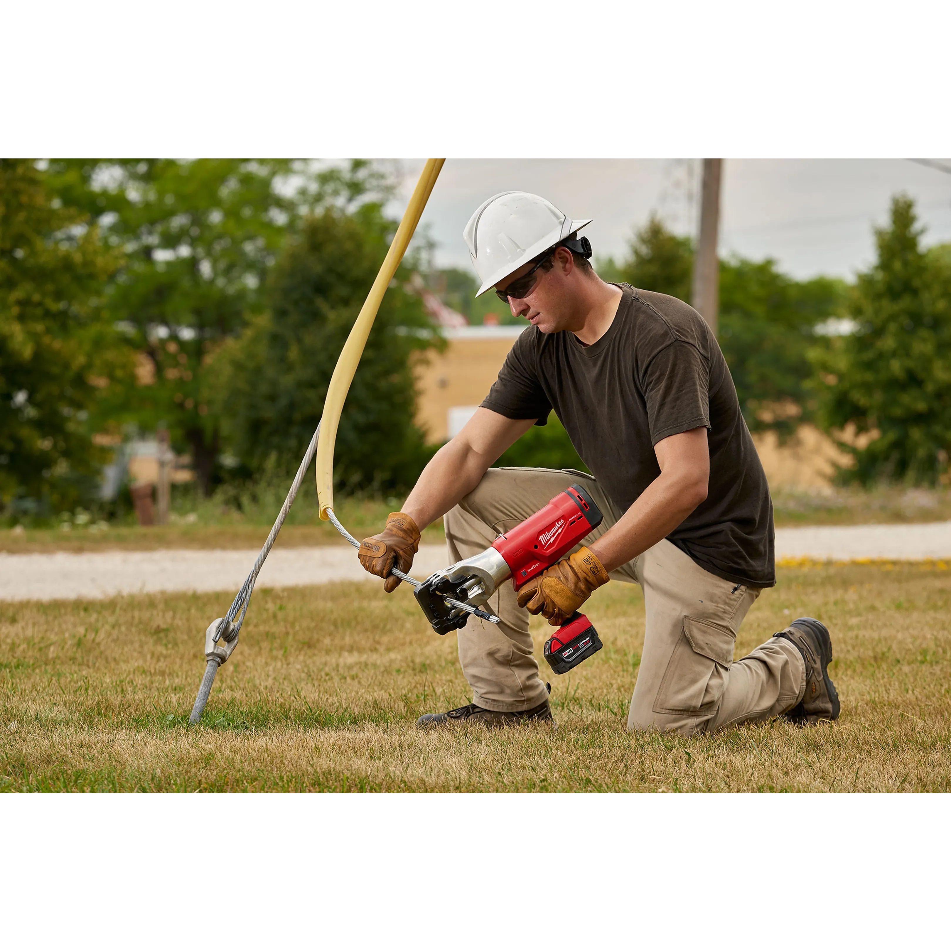 M18™ FORCE LOGIC™ 1590 ACSR Cable Cutter