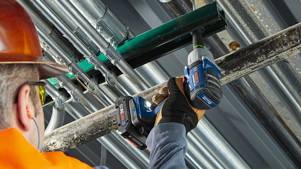 Bosch GDS18V-330CB25 18V Brushless Connected-Ready 1/2 In. Mid-Torque Impact Wrench Kit with Friction Ring and Thru-Hole and (2) CORE18V 4 Ah Advanced Power Batteries