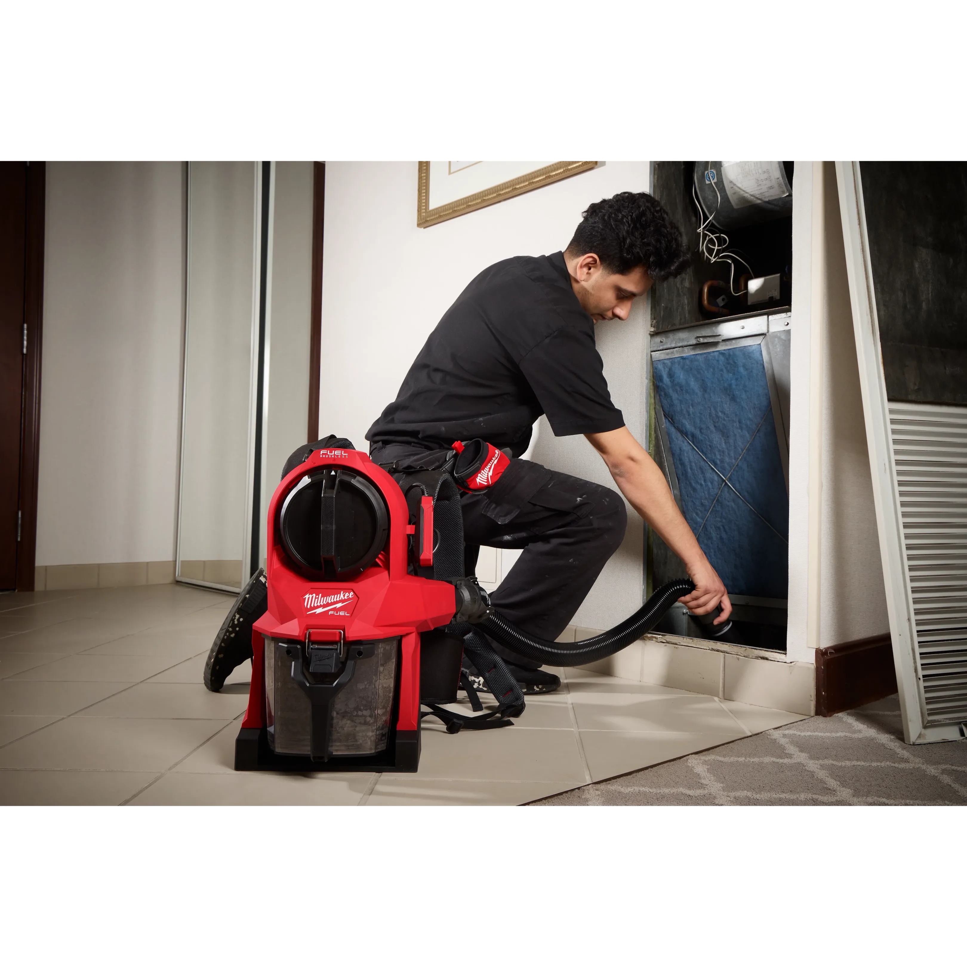 M18 FUEL™ 3-in-1 Backpack Vacuum
