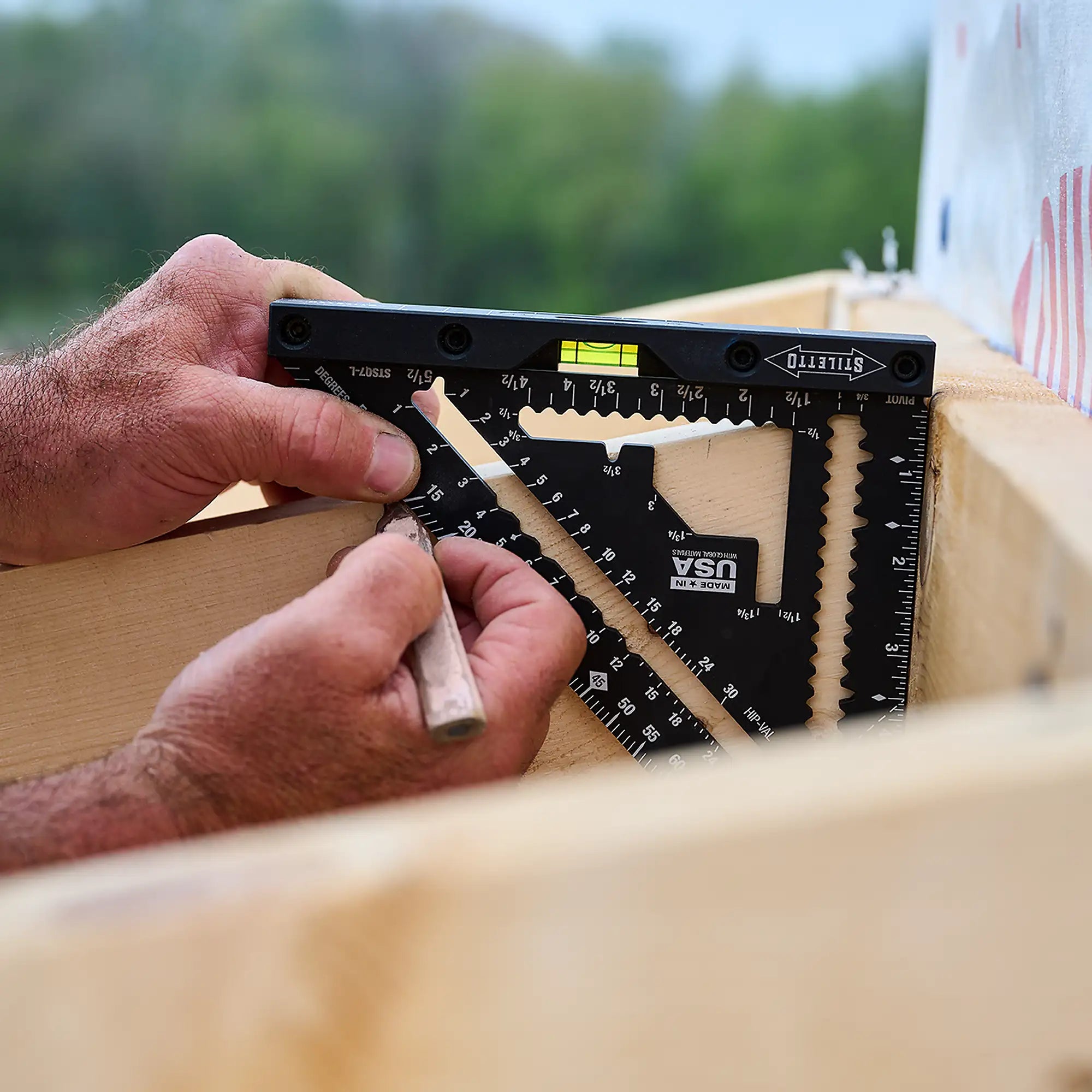 7" Carpenter Square with Level