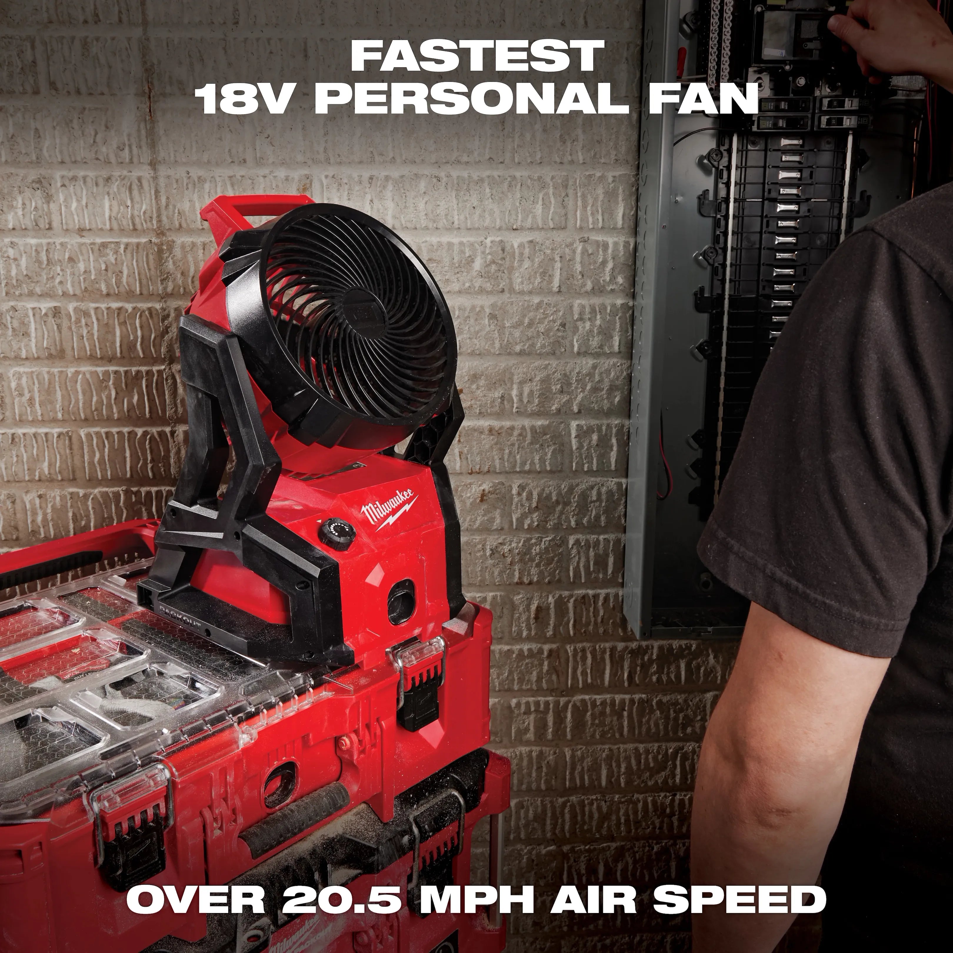 M18™ Brushless Fan w/ PACKOUT™ Compatibility