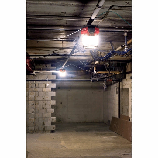 M18™ RADIUS™ Compact Site Light