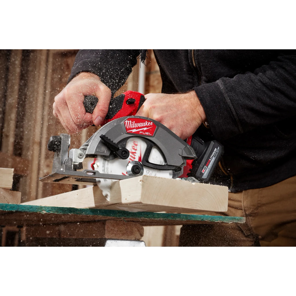 M12 FUEL™ 5-3/8” Circular Saw