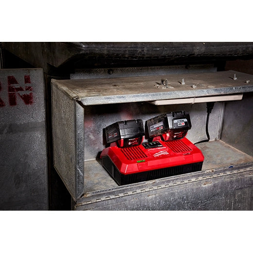 Milwaukee M18 Dual Bay Simultaneous Rapid Charger | 48-59-1802