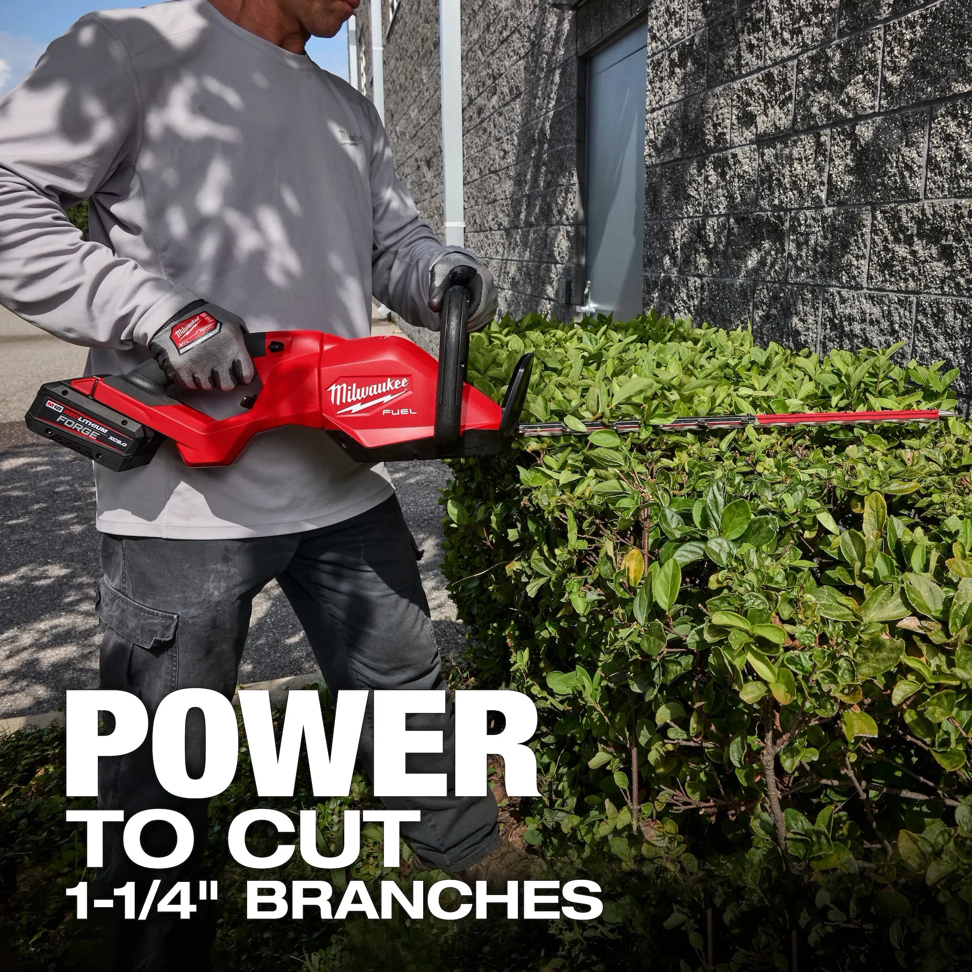 M18 FUEL™ 24" Hedge Trimmer