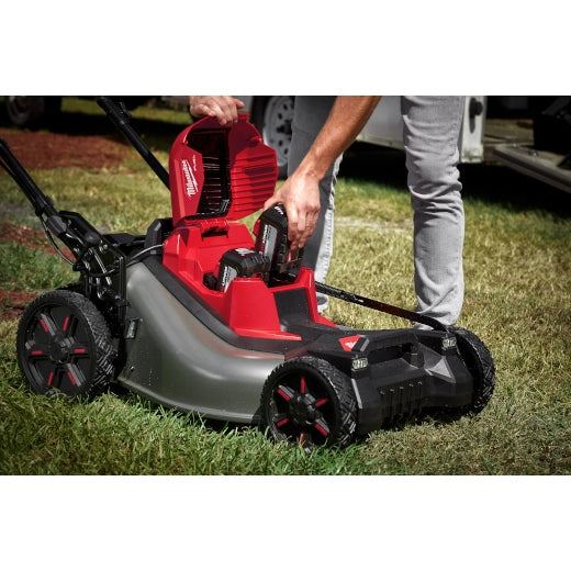 M18 FUEL™ 21" Self-Propelled Dual Battery Mower