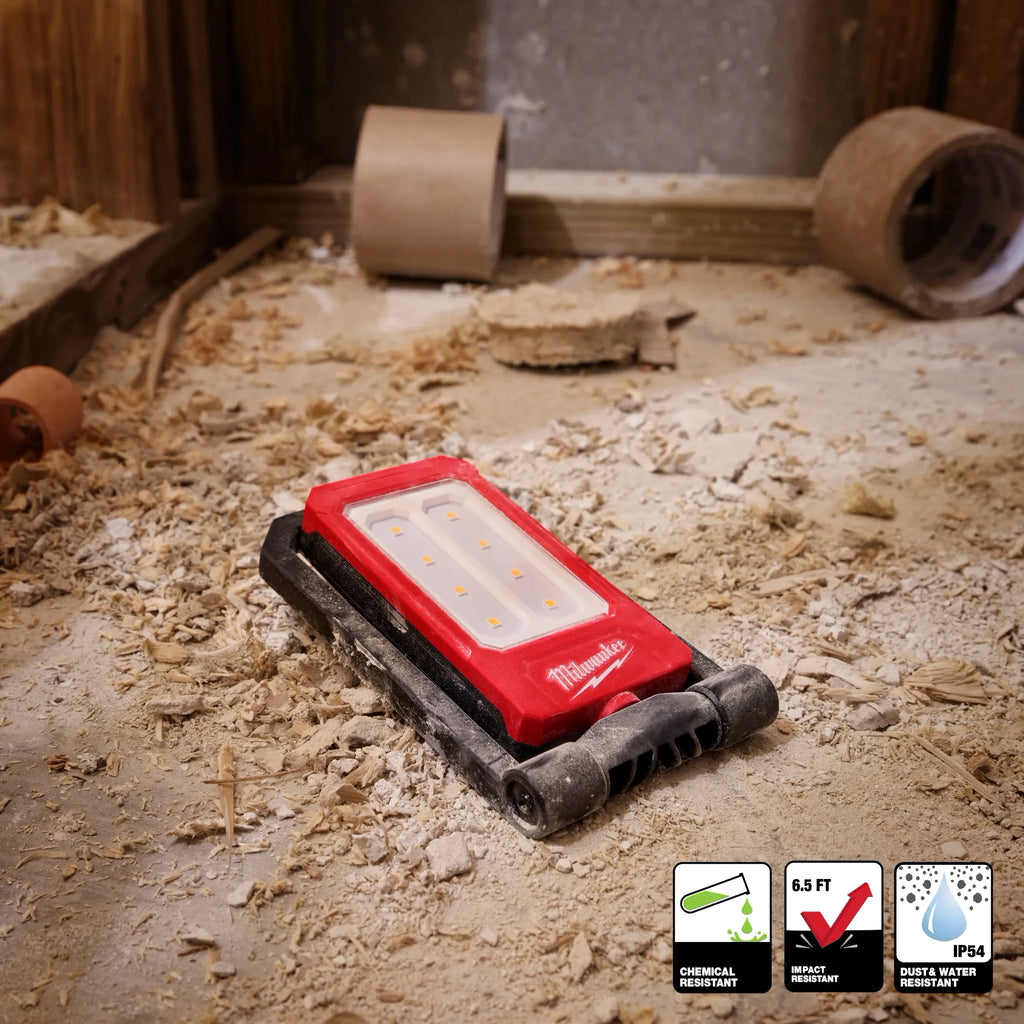 Milwaukee Rechargeable Low-Profile Magnetic Task Light | 2013R