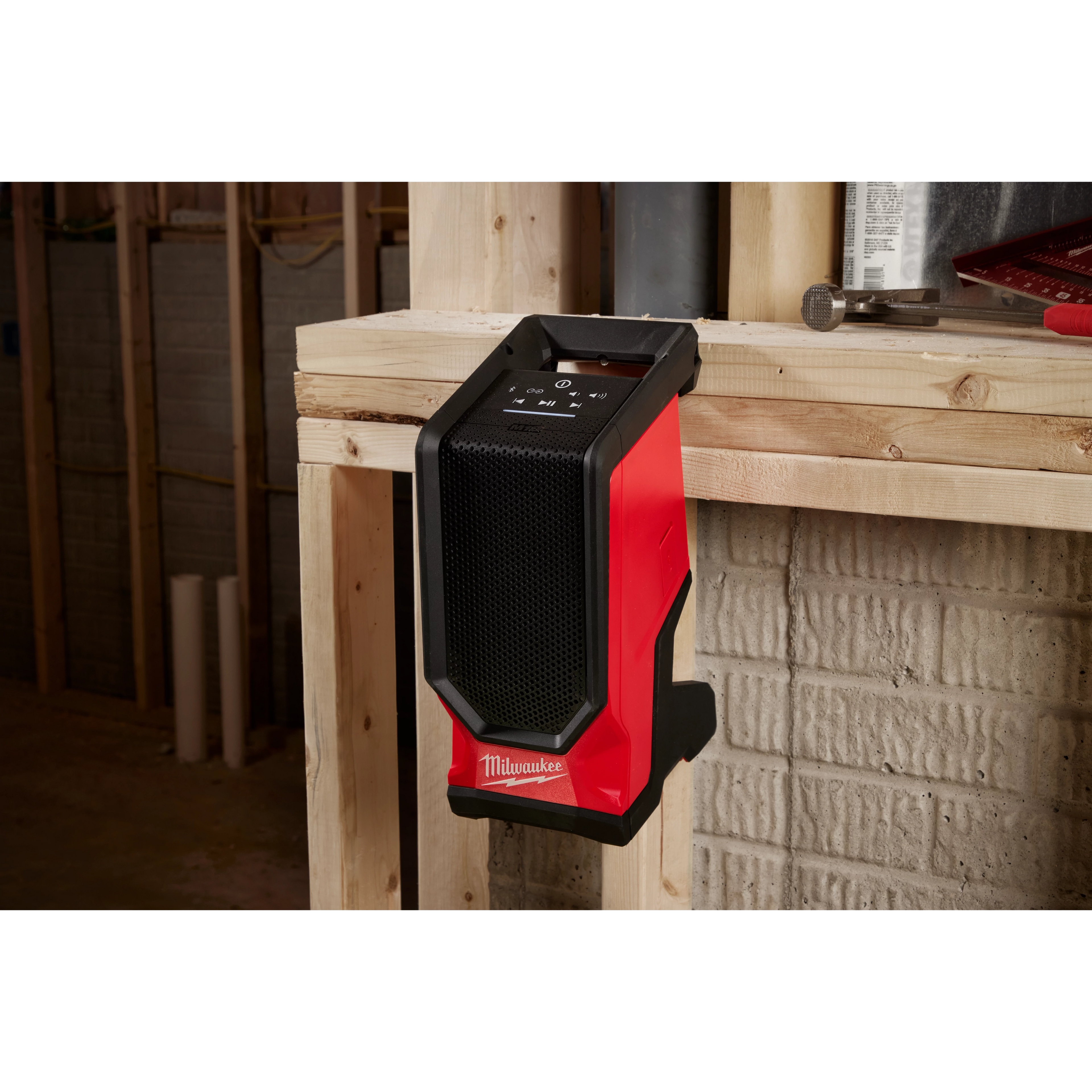 M18™ Bluetooth® Jobsite Speaker