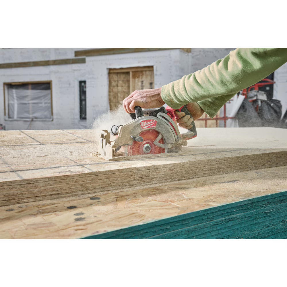 M18 FUEL™ 7-1/4" Rear Handle Circular Saw