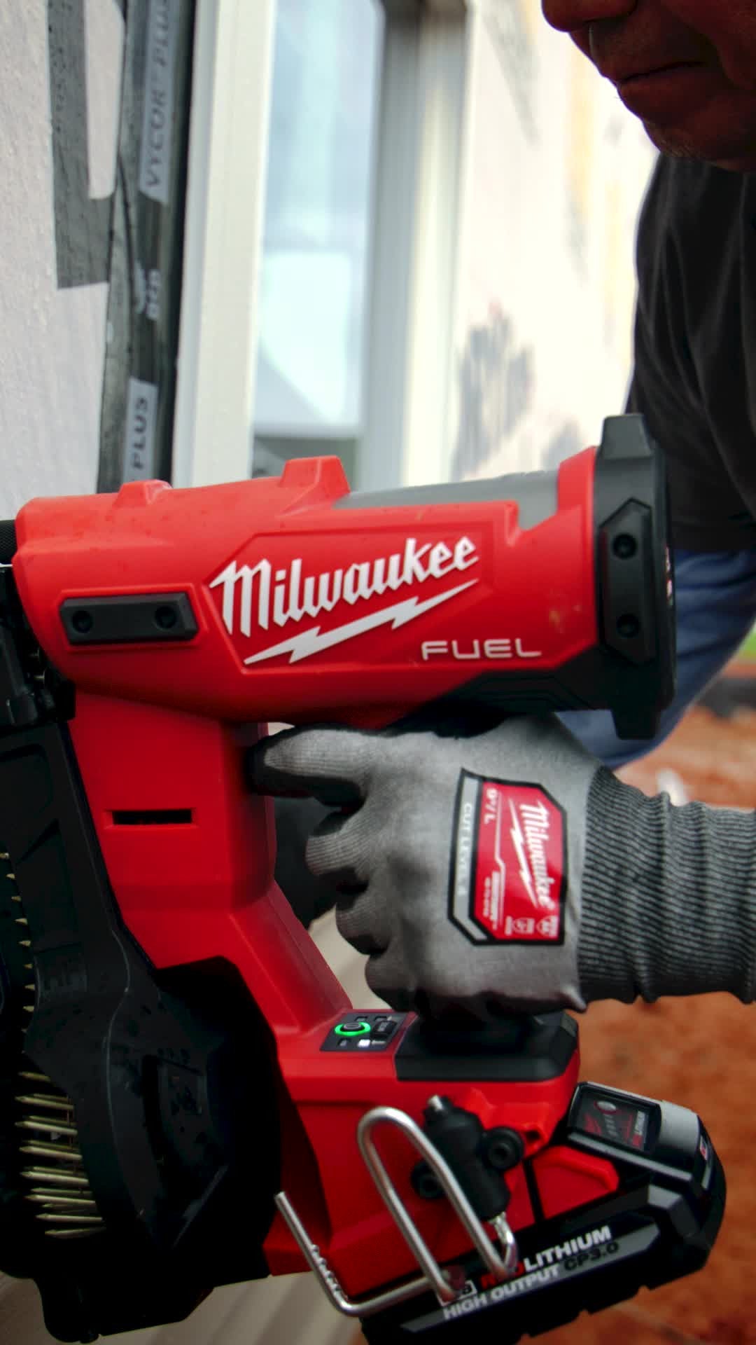 M18 FUEL™ Coil Roofing Nailer Social