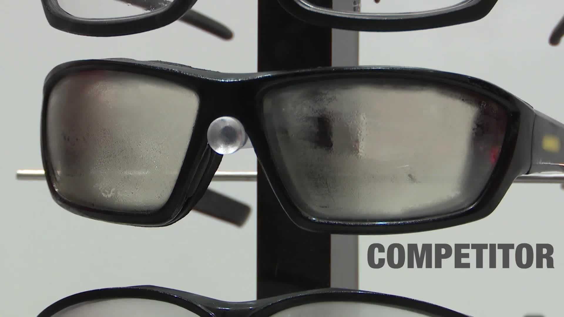 Milwaukee® Safety Glasses Fog Demo