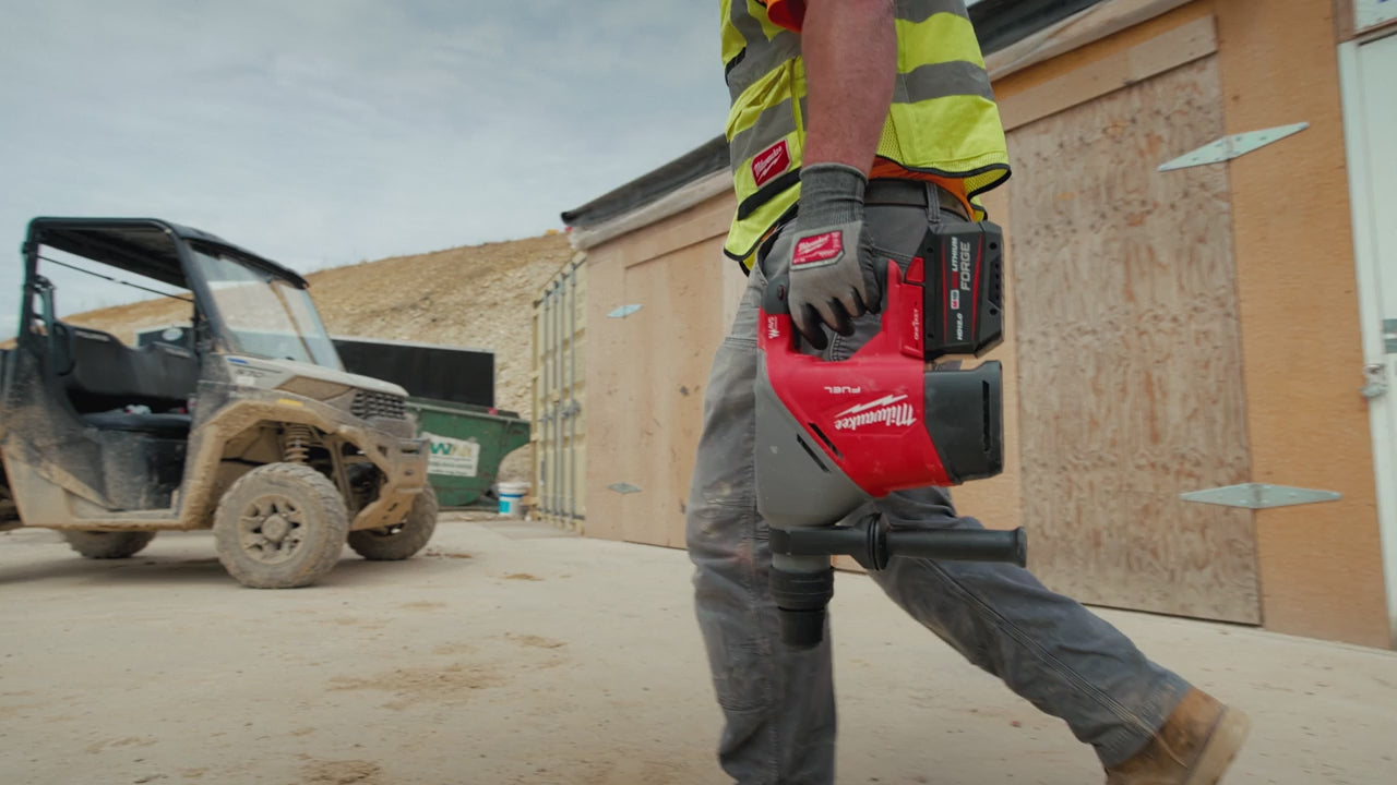 M18 FUEL™ 1-9/16" SDS Max Rotary Hammer w/ ONE KEY™