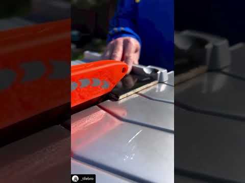 iQ228 CYCLONE 7" Dry Cut Tile Saw With Integrated Dust Control System